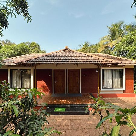 Prasad Villas And Homestay Mathagāva エクステリア 写真